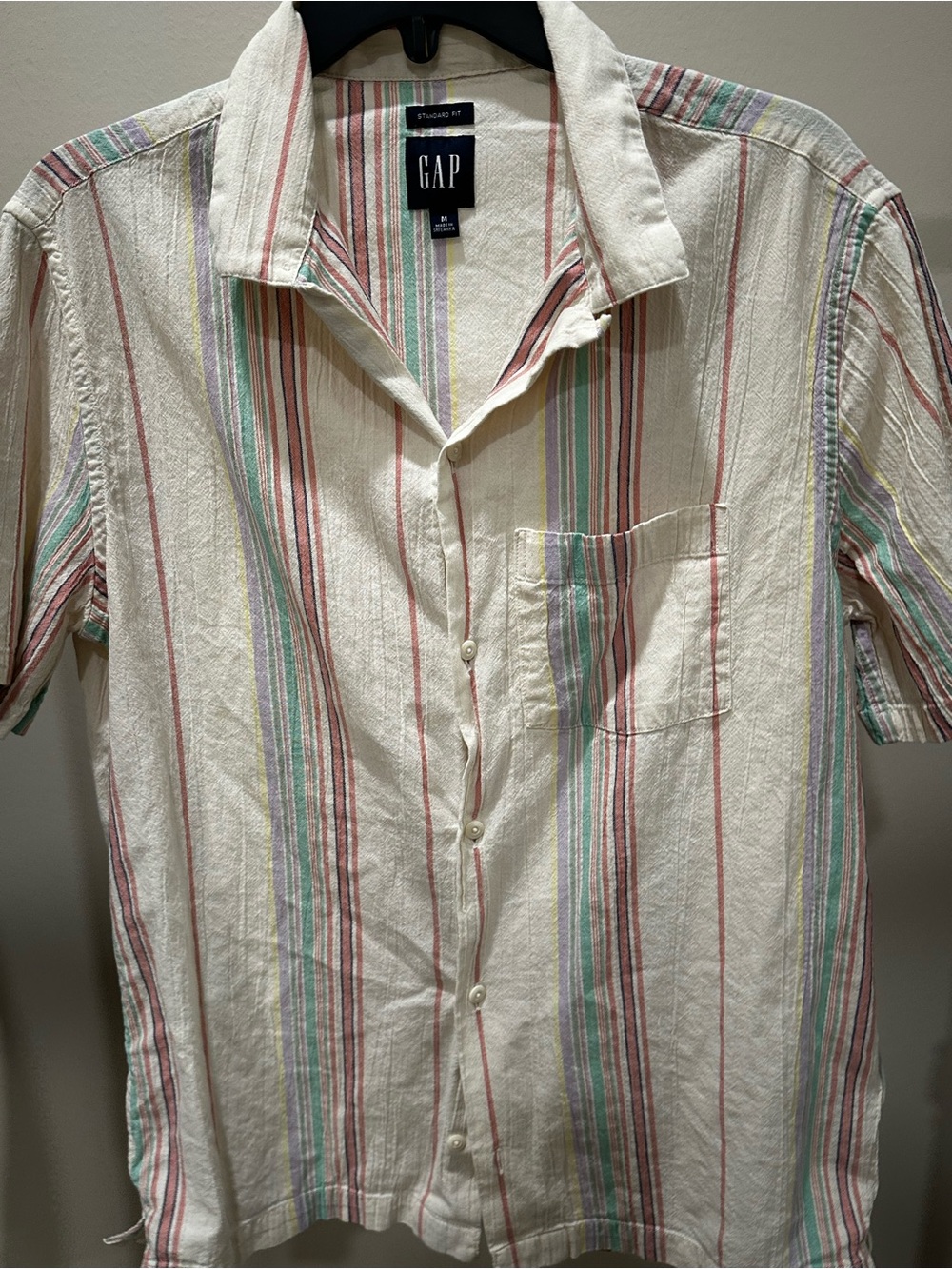 GAP Men’s Cream Shirt with Multicolor Pastel Stripes